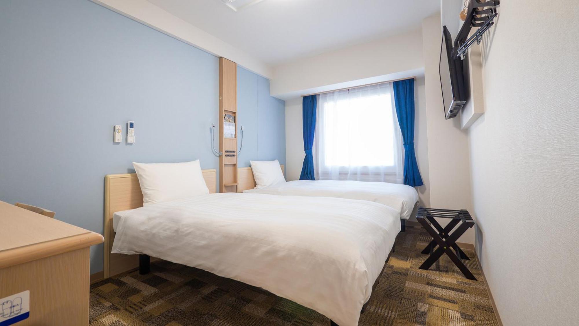 Toyoko Inn Higashi-Osaka מראה חיצוני תמונה